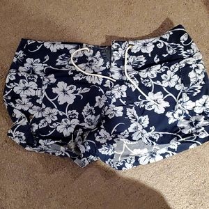 Old navy shorts size 12